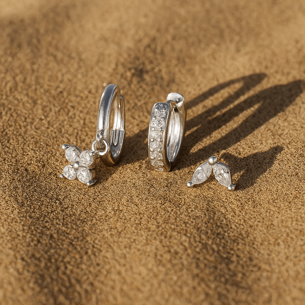 Boucles Fiori – Trio floral or & zirconia émeraude L’Atelier de Malte Diamant Blanc / Argent