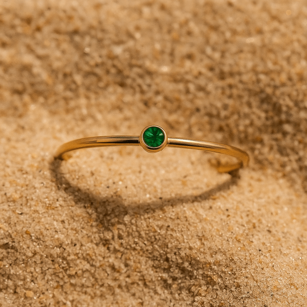 Bague Colori – Plaqué or & pierre de naissance | L’Atelier de Malte Mai-Emerald / 5