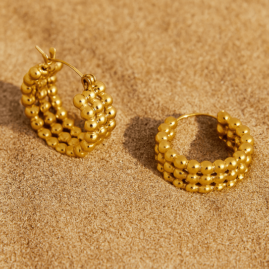 Boucles Dolcezza – Plaqué or 18k & créoles perlées | L’Atelier de Malte