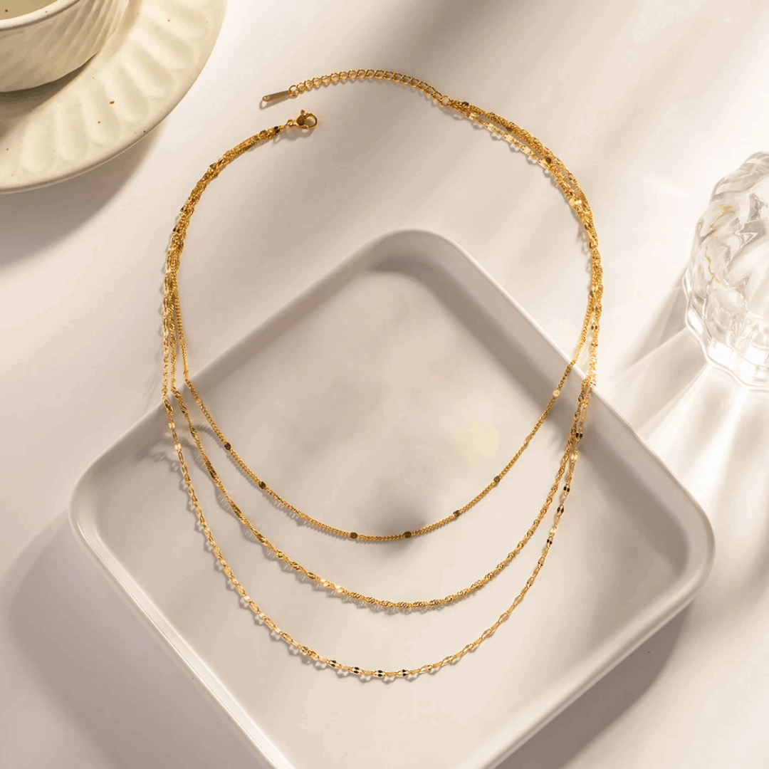 Collier triple rangs plaqué or ajustable – Spontanea Atelier de Malte