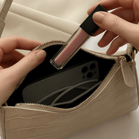Sac à main Cora – mini baguette croco vegan zippée L’Atelier de Malte