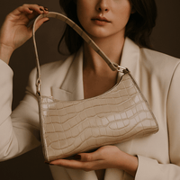Sac à main Cora – mini baguette croco vegan zippée L’Atelier de Malte Blanc