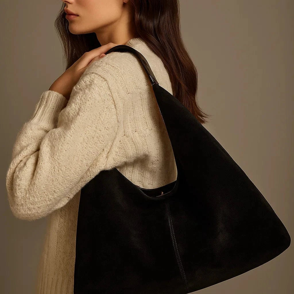 Sac à main hobo femme Isola – daim vegan zippé | L’Atelier de Malte Noir